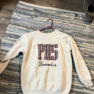 Hanes Light Gray Crewneck Sweatshirt with Red Appliqué